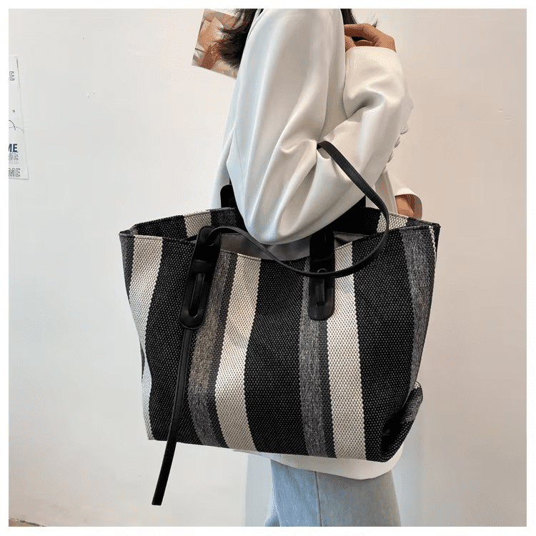 Leisure Shoulder Bag