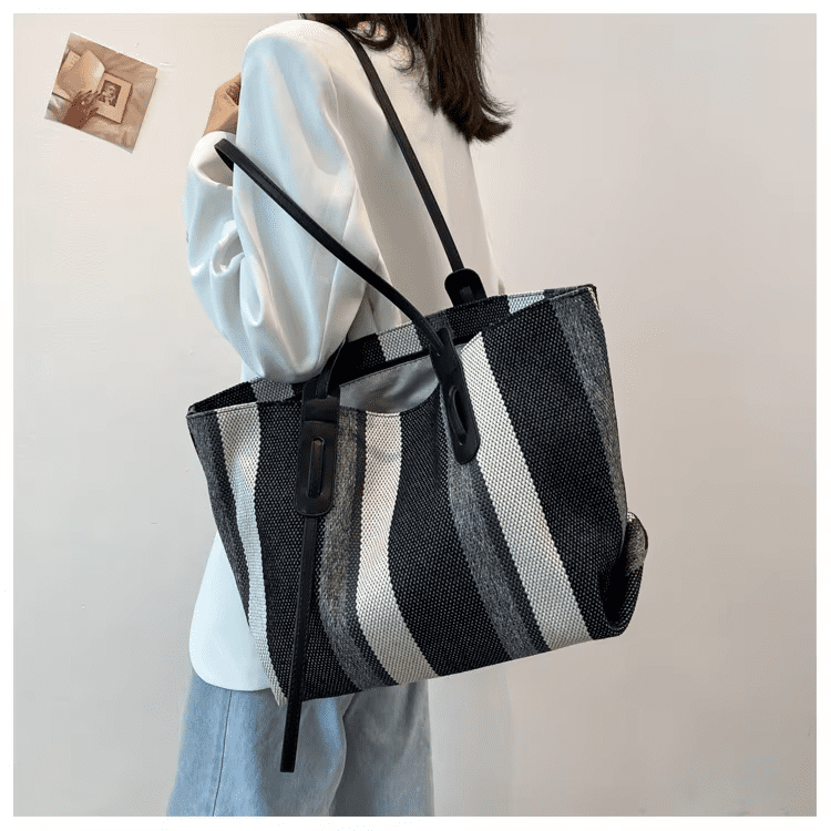 Leisure Shoulder Bag